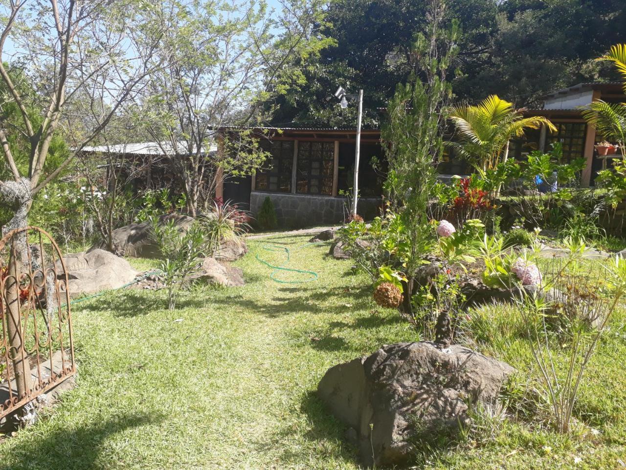 Hotel Y Bungalows Ecologicos Marcelo Santiago Atitlan Exterior photo